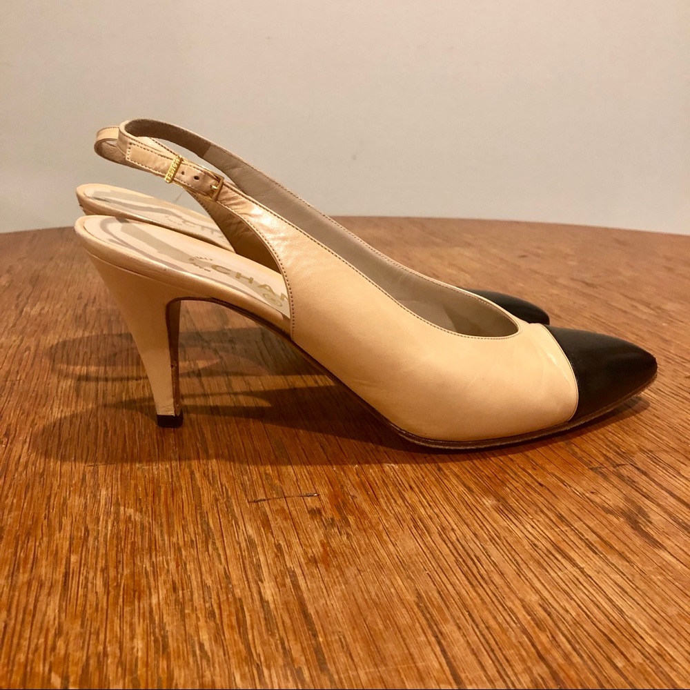 Chanel cap toe leather pumps